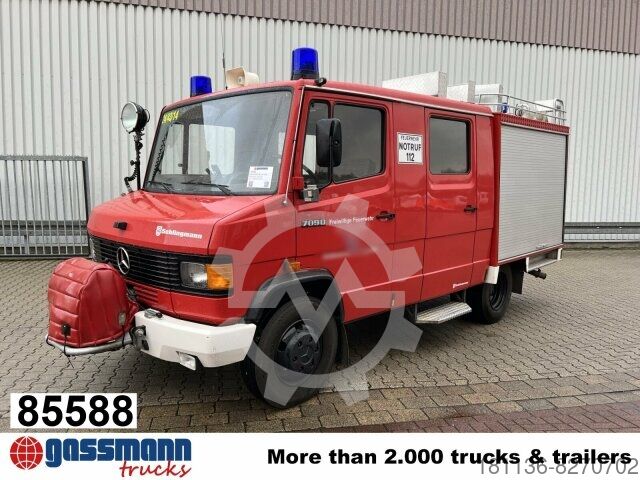 ▷ Feuerwehr/Rettung Mercedes-Benz 709 D 4x2 Doka, LF 8 gebraucht kaufen 