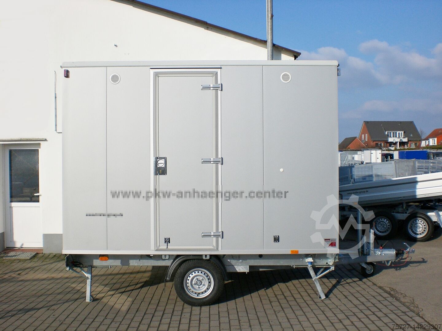 ▷ Used Other Vezeko MOBI3200 Bauwagen 6-Personen 1300kg