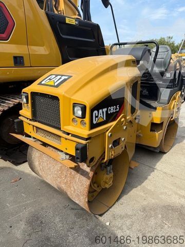 CATERPILLAR CB2.5 - used Compactor for sale