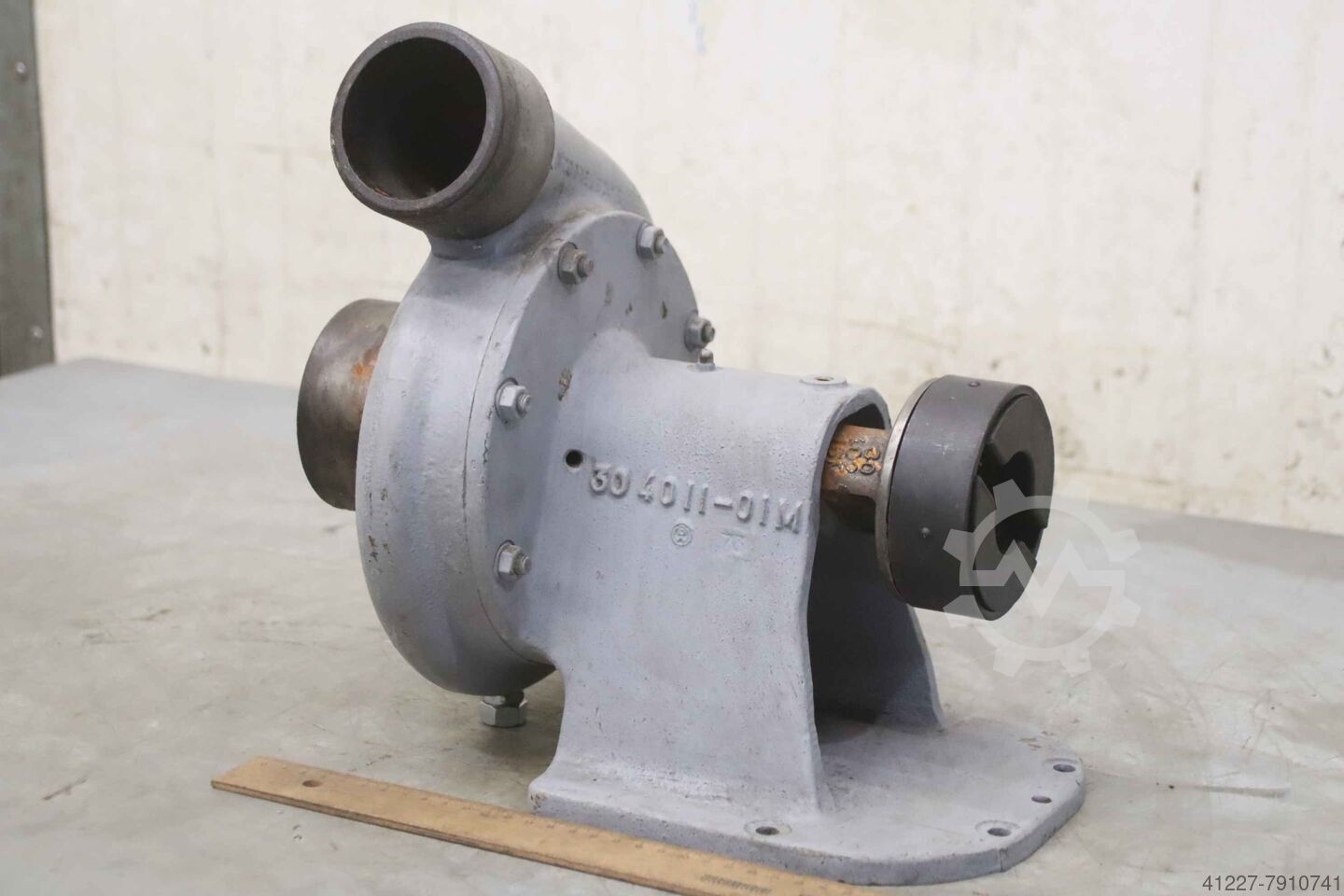 ▷ Wasserpumpe Dieselmotor 16 Zylinder MWM 3.410.8.731.002..8 RHS 518V16  gebraucht kaufen 
