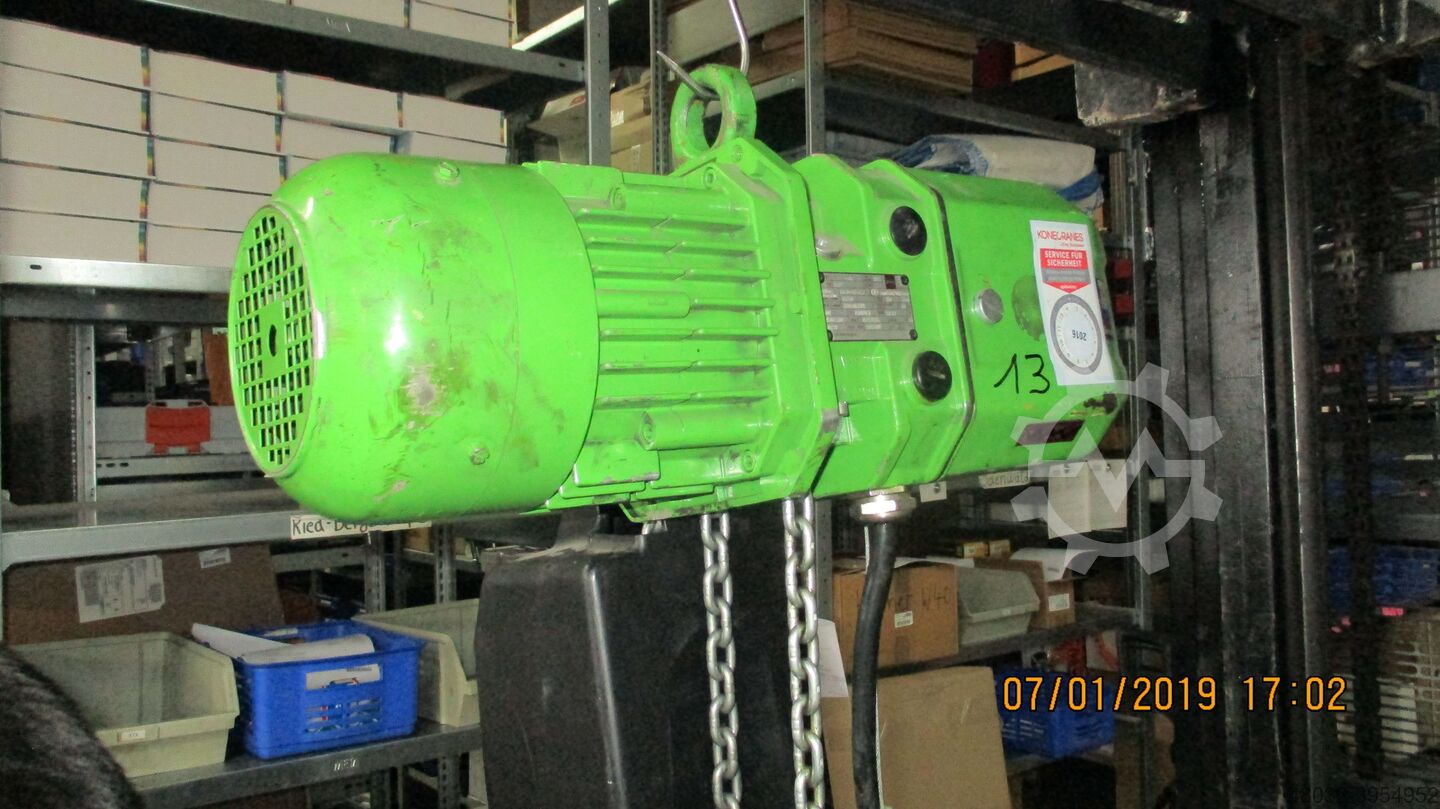 🏷️ Stahl Typ T 302 400 Volt 2 Hub - used Steel chain hoist type