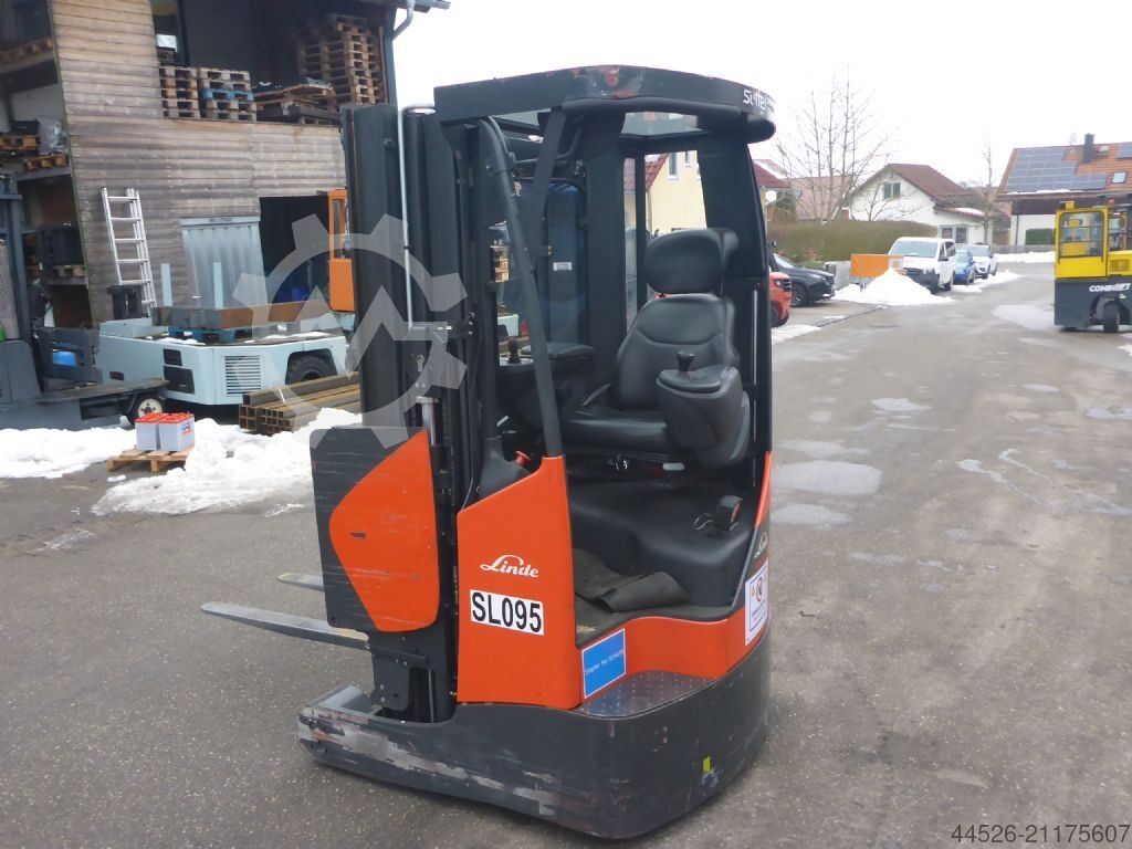 Linde R14X - used Reach Truck for sale
