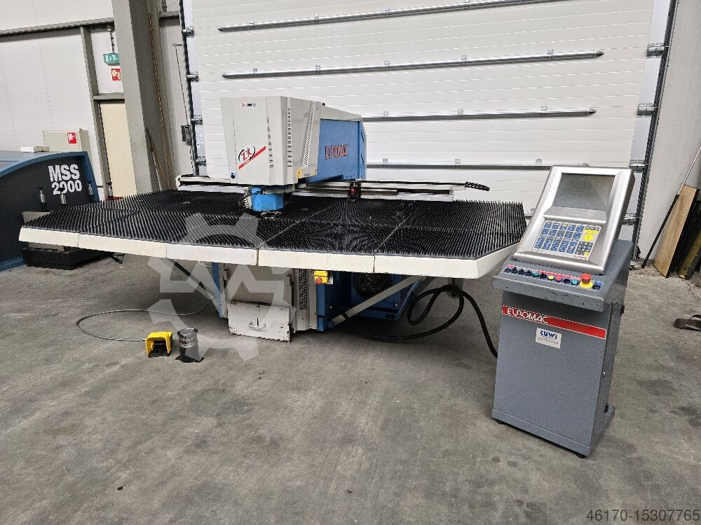 ▷ Used Punch nibbling machine Euromac ZX Index 1000 30 for sale 