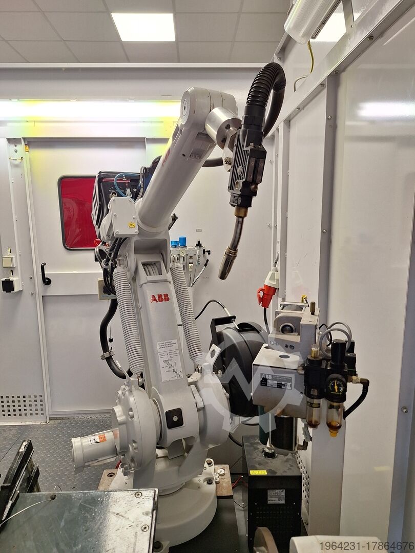 🏷️ ABB FlexArc LX2 used ABB robotic welding booth for sale on