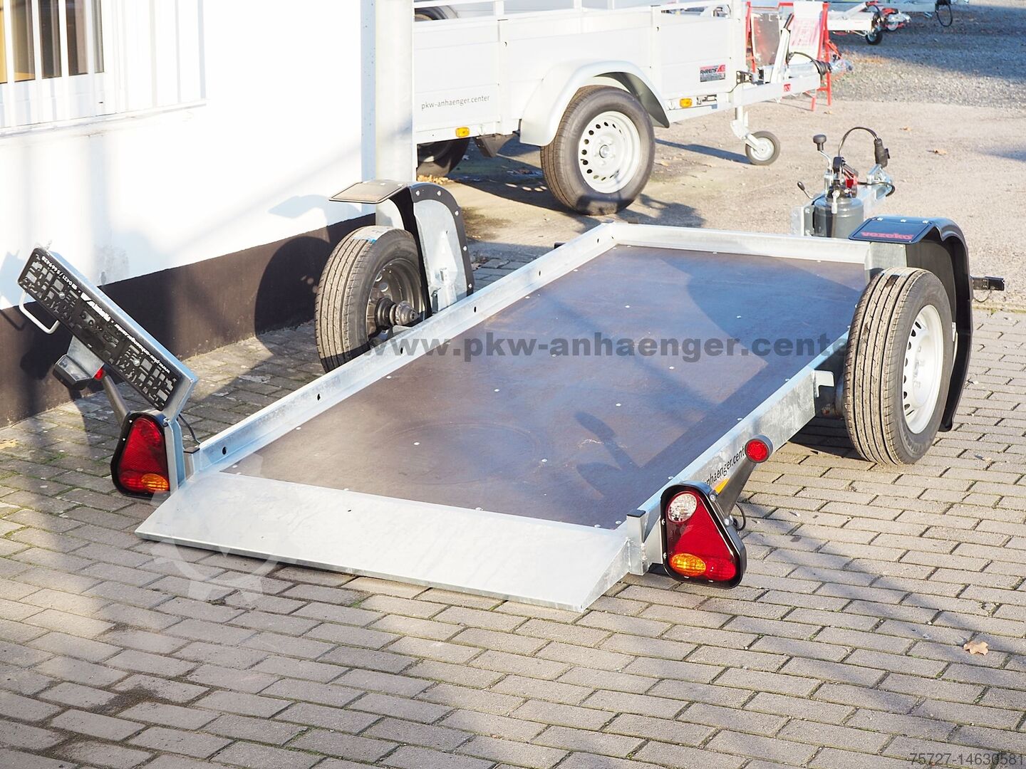 ▷ Used Roll-off trailer Vezeko Vezeko Husky-Hobby 750kg 240x126cm Absen for  sale 