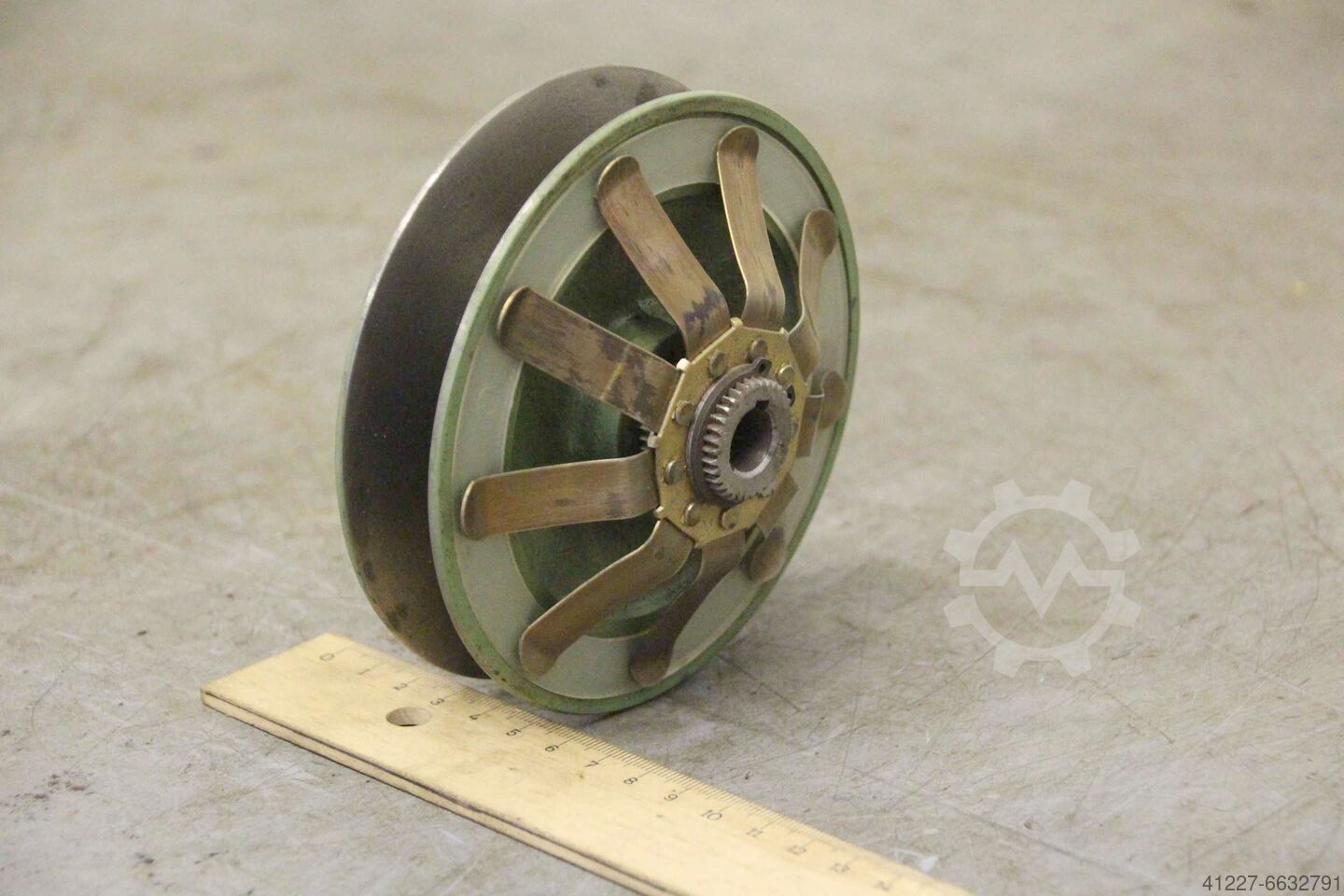 Variatorscheibe Lenze Durchmesser 120/12/11 mm - Preis: 160 € - Angebot auf   - Preis: 160 €