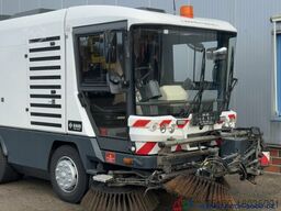 Ravo Ravo 540 3 Besensystem Sweeper + Sprühen 50 Km/h
