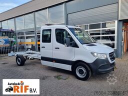 Mercedes-Benz Sprinter 319 CDI Chassis cabine DC 6 Zits Euro 6E