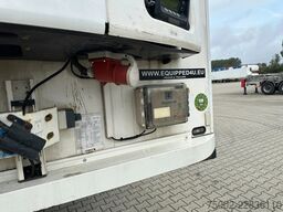 Schmitz Cargobull THERMOKING SLXe 300 D/E (8448 hrs) / FRC 05-202...