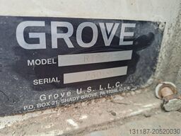 Grove RT890E