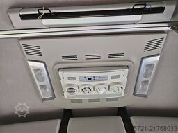 RENAULT T 520