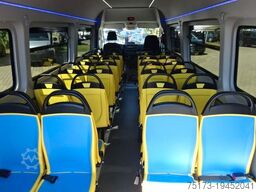 VOLKSWAGEN Crafter 50 plus Schulbus 34 Sitze Hydraulik-Tür