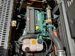VOLVO EWR150E Mobilbagger mit ROTATOR ENCONG EC319