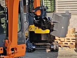 Tec-Point GmbH - 2,0 t Kubota D902 LT20P Schnellwechsler - Kabine+Heizung