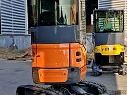 Tec-Point GmbH - 2,0 t Kubota D902 LT20P Schnellwechsler - Kabine+Heizung