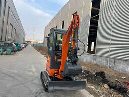 Tec-Point GmbH - 2,0 t Kubota D902 LT20P Schnellwechsler - Kabine+Heizung