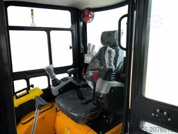 Tec-Point GmbH - Motor Kubota D902 HT20P - Heizung + Klima - Vollkabine