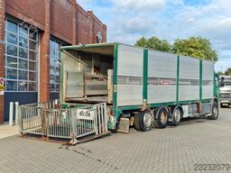 Scania P114-340 8x2*6 - Livestock 1 deck / Cattle - 3x...
