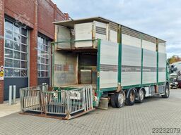 Scania P114-340 8x2*6 - Livestock 1 deck / Cattle - 3x...