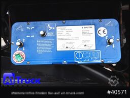 IVECO Stralis 420, Böse Schwenkwand LBW, Lenkachse