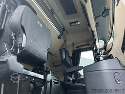 Mercedes-Benz Actros 1842 StreamSpace / 509 dkm / Stand Klima...