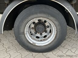 DAF LF 45 210 EEV / 466 dkm / Box Truck / Loadlift ...