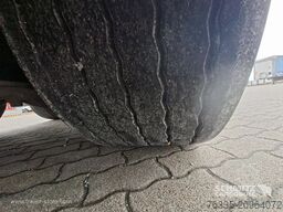 Krone Curtainsider Mega