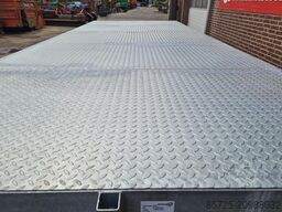 Wal-Met Wal-Met Wal-Met