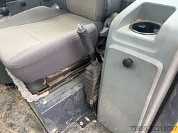 XCMG XC916E with bucket and forks