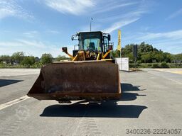 Komatsu WA380-6