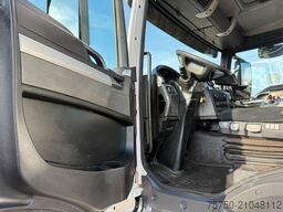 MAN TGS 32.360 8x2  4- Achser