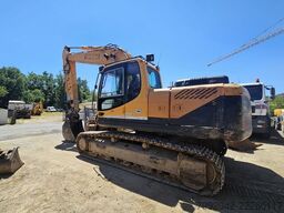 hyundai robex 210