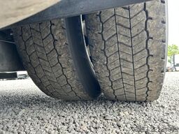Mercedes-Benz 1851 LS Actros Gigaspace Retarder Standklima