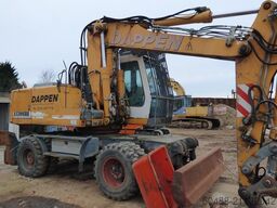 LIEBHERR A924B