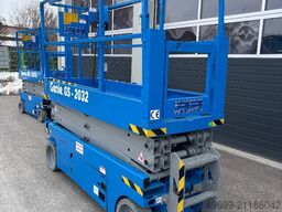 Genie GS 2032 8,10m Scherenarbeitsbühne *Akkus NEU*
