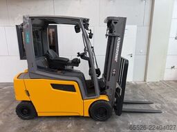 Jungheinrich EFG 320 / 5425 Std.