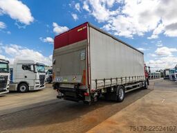 RENAULT D 19 WIDE 280 DXI + BAR
