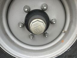 Möslein THT 11 G 6,2 L  Tandem- Pritschenanhänger- Tieflader