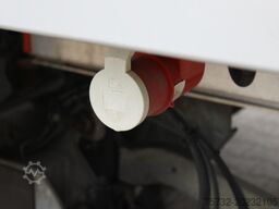 Renault D 12 Carrier Supra 550 Strom Tür LBW FRC 2027