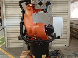 KUKA KR60_3 C2 FLR ZH02