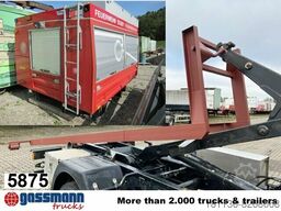  City-Abrollcontainer mit Feuerwehr-Koffer