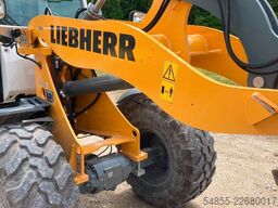 LIEBHERR L506 Compact