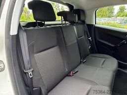 PEUGEOT 208 1.6 Active BlueHDi 100 STOP & START