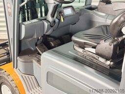 Jungheinrich EFG S30 - Service Neu - Batterie 88% - 7,5 M Hub