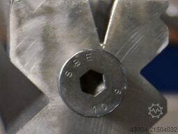 Unbekannt/Unknown Multi V-Matrize 2500 x 70 x 70