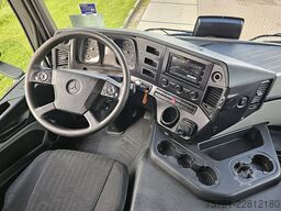 MERCEDES-BENZ ANTOS 1830