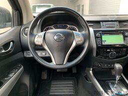 Nissan Navara 4WD 5 posti con HardTop