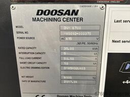 Doosan DNM 6700