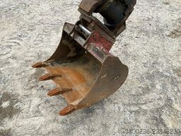 Takeuchi TB23R