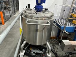 Jacketed Mixing Tank & Temperature 300 Ltr